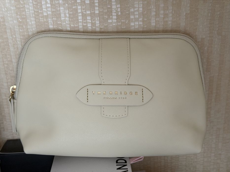 Carolina Herrera, Collistar, Institutum, Rejuran