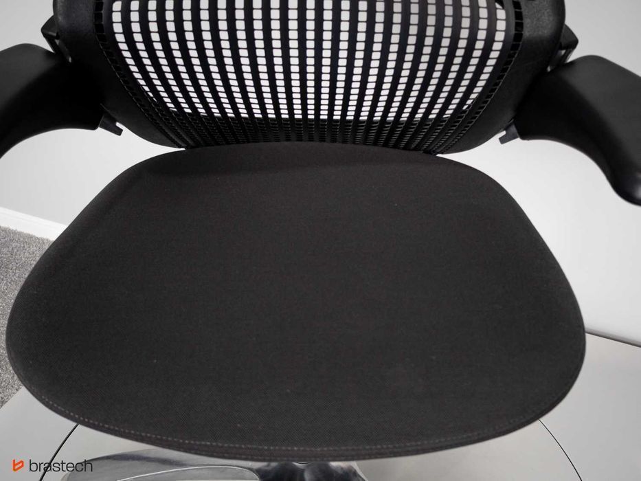 Fotel biurowy Generation by Knoll oparcie elastomer nowoczesny