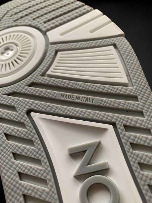 Ténis Louis Vuitton Trainers Black & White