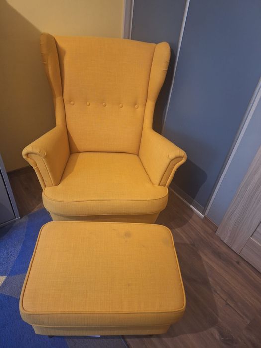 Fotel i podnóżek „Uszak” IKEA