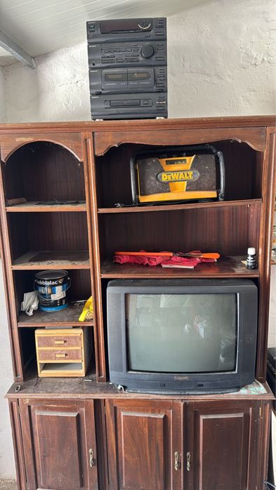 Móvel TV vintage em madeira