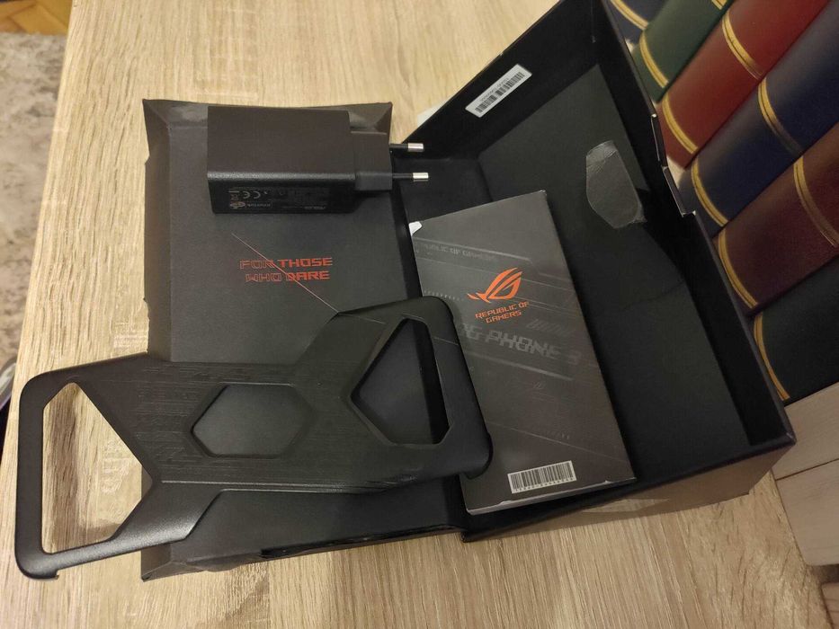 Smartfon Asus Rog Phone 3 5G 256GB
