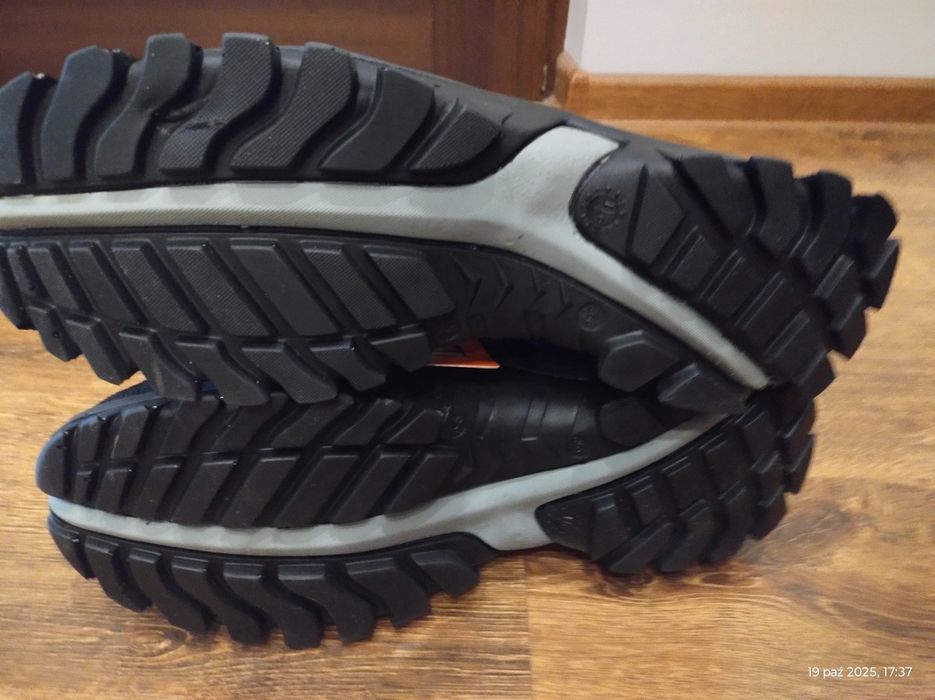 Buty trzewiki robocze