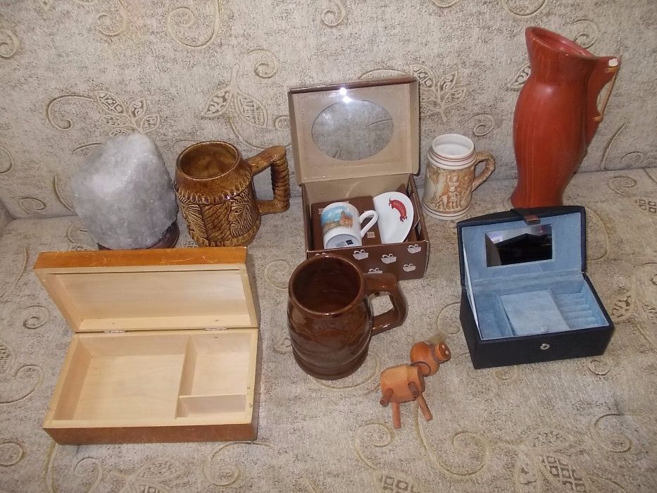 10 SZTUK Ozdoby, dzbanek talerzyk, szkatułki, lampka i inne