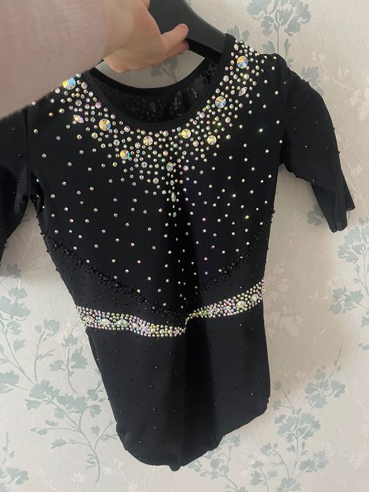 Продам купальник для художньої гімнастики