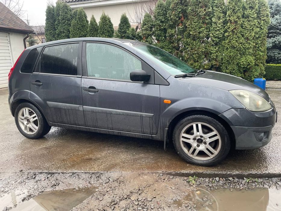 Продам форд фієста