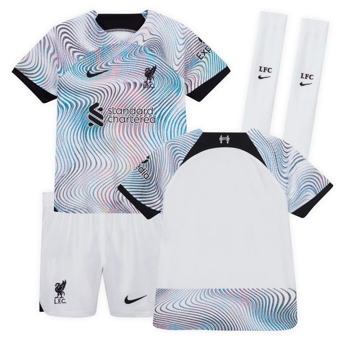 Komplet Liverpool Nike 96-104 Strój Piłkarski Nowy Koszulka Spodenki