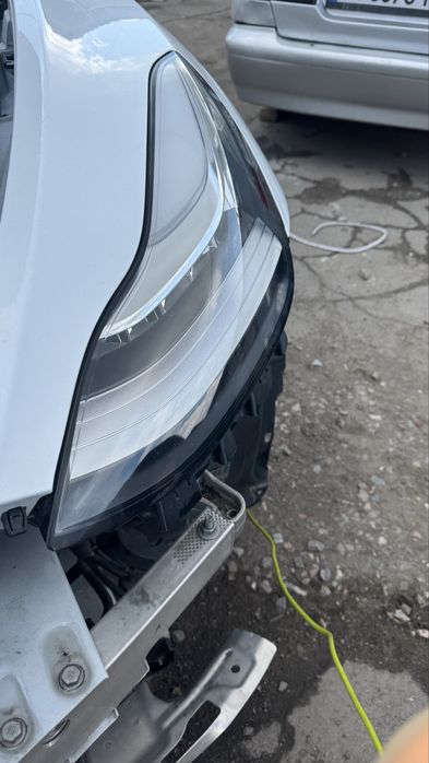 Фары тесла модел Y/3 состояние идеальное  / в разборе есть машины…