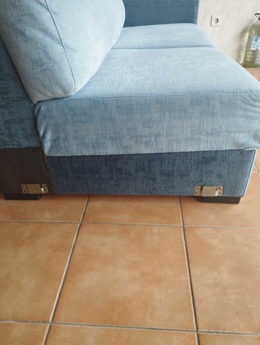 Sofá com chaise long