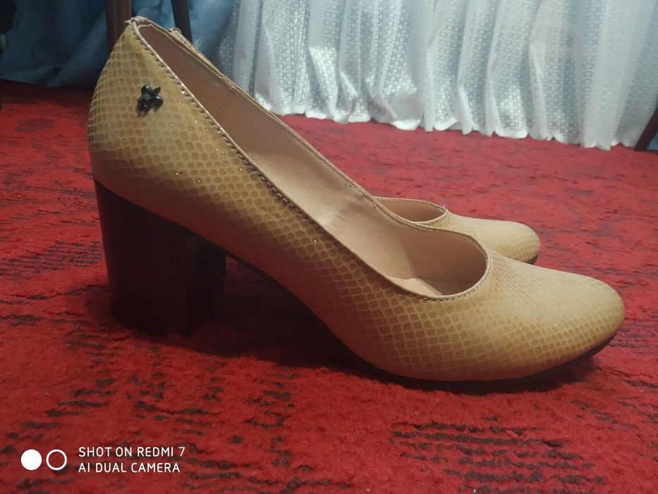 Жіночі туфлі Elegant line