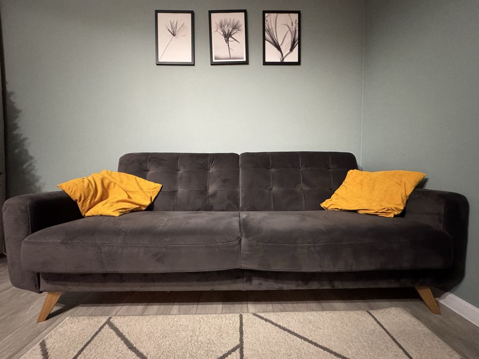 Kanapa welurowa z funkcją spania