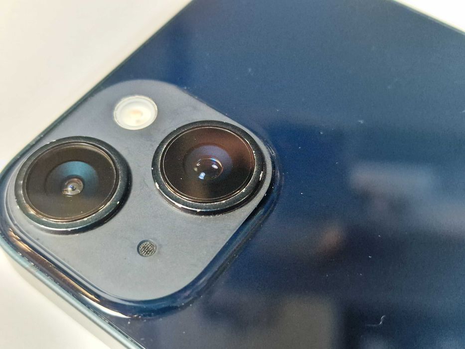 Iphone 14 128GB/ Midnight/ Czarny/ BAT 85%/ Grade B + ładowarka