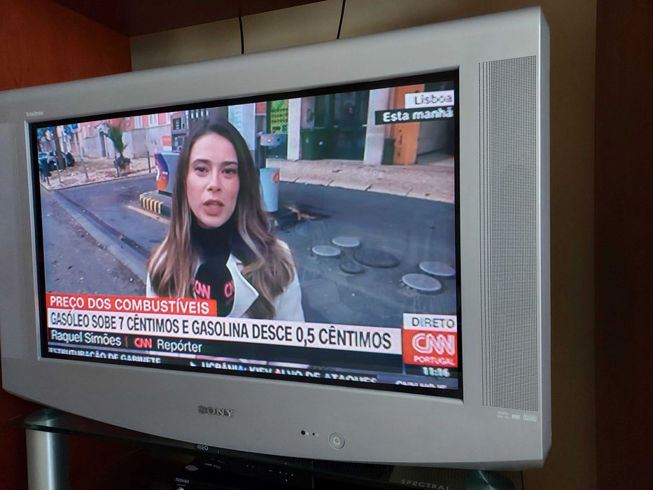 Televisão Sony impecável