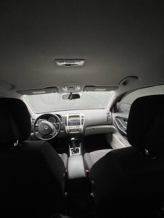 Автомобіль Kia Ceed , 1.6