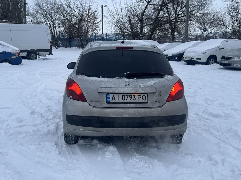 Продам Пежо 2007 року 1.4 Бензин