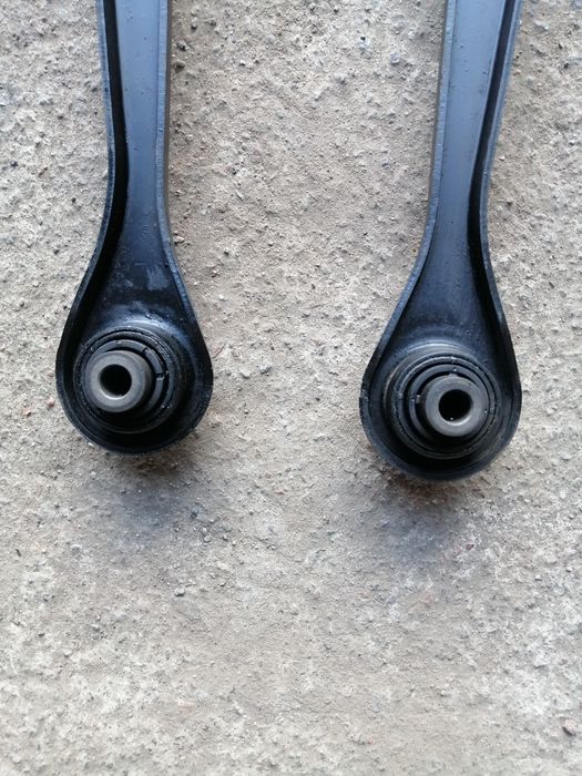 Рычаги поперечные