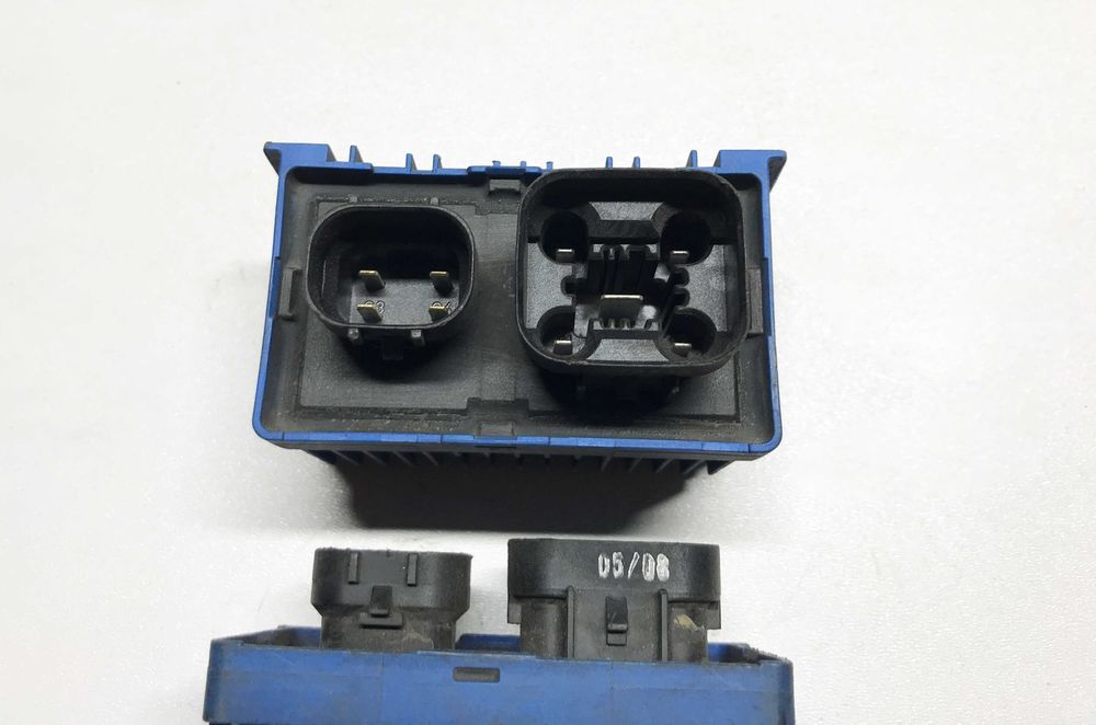 Реле свічок накалу Opel Antara. Astra J. Insignia. Corsa. Meriva