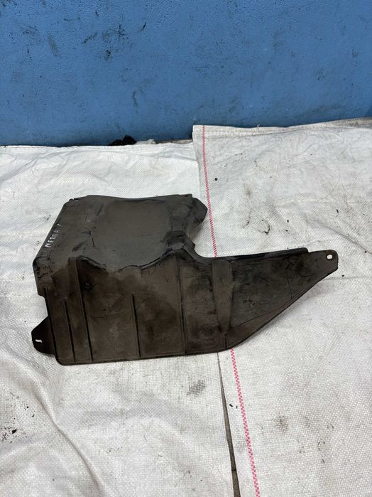 Opel Meriva a corsa d osłona silnika dolna prawa