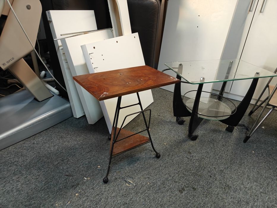 Stoliki ,gazetniki PRL dostawa Warszawa