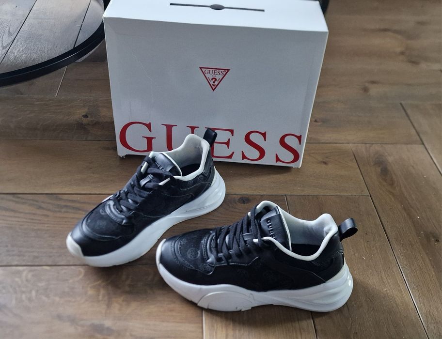 Guess czarne sneakersy platformy logowane 38