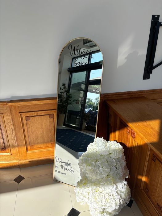 Lustro powitalne Selfie Mirror na wesela i inne eventy personalizowane