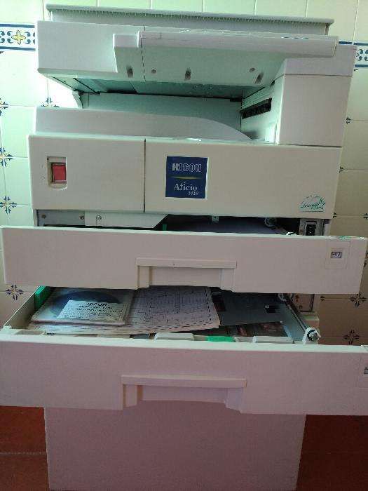 Fotocopiadora Ricoh.