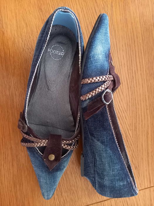 Sapatos de ganga rasos