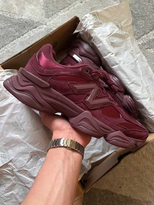 New Balance 9060 Unisex Lifestyle Sneakers R.40