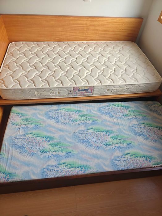 Cama estúdio 190x100 - 4 gavetas - transformável em cama de Casal