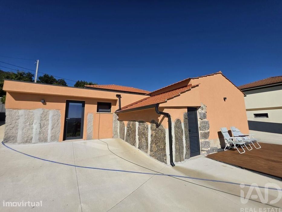 Casa de Campo T3 em Candemil e Gondar de 88 m2