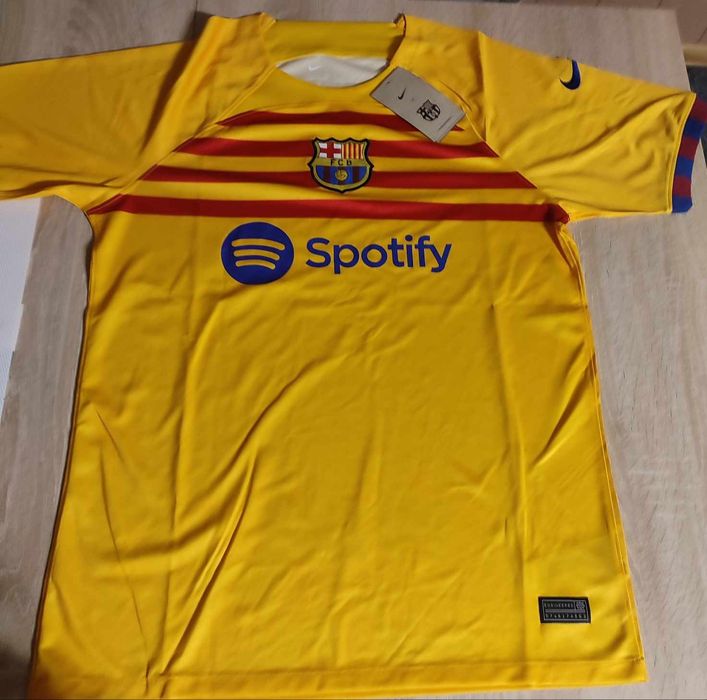 Koszulka Fc Barcelony z czwartego kompletu Sezon 23/24