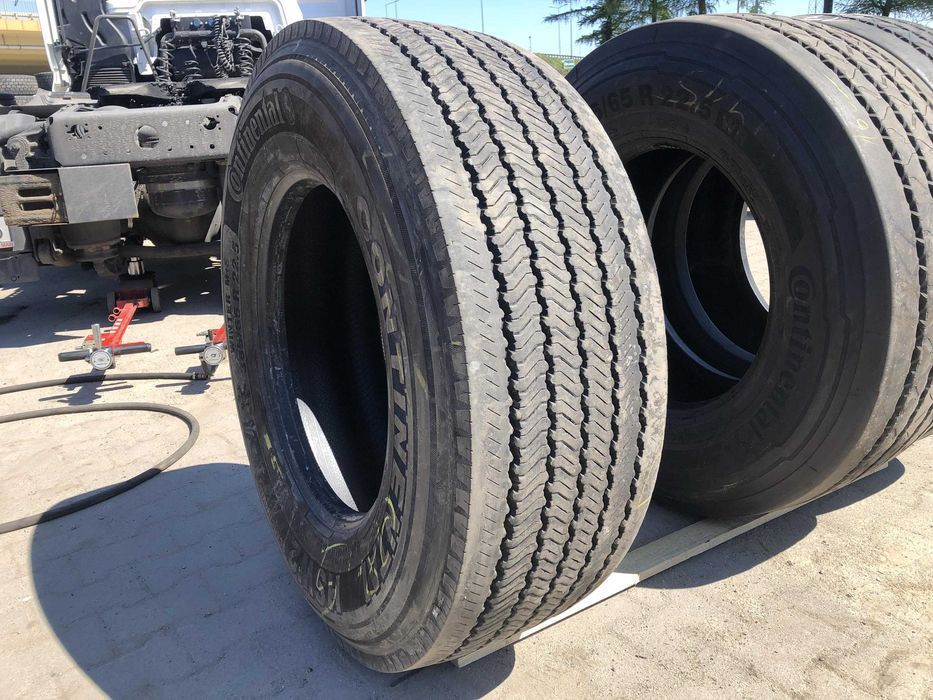 385/65R22.5 Opona CONTINENTAL HSW2 Scandinavia Przód 10-12mm HSW 2