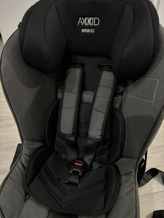 Fotelik samochodowy Axkid Minikid 0-25kg