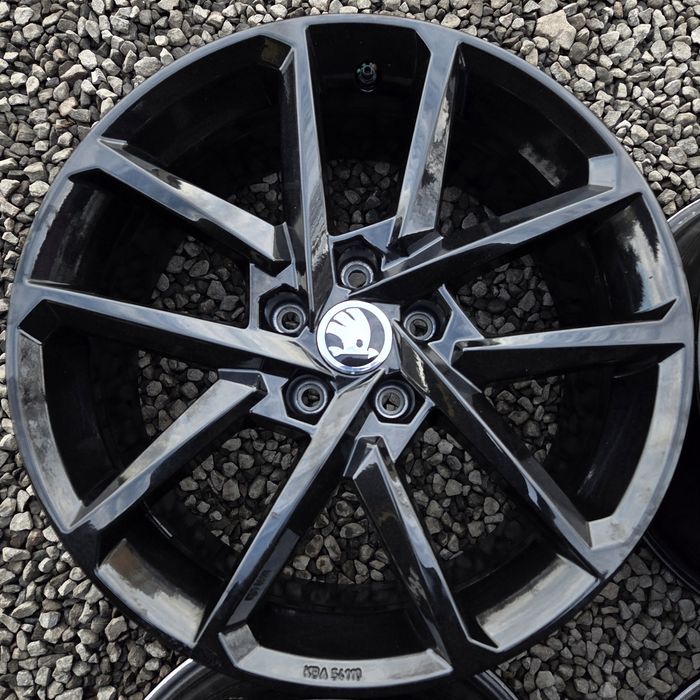 5 112 R18 Scoda Superb Qarog Iniaq Octavia