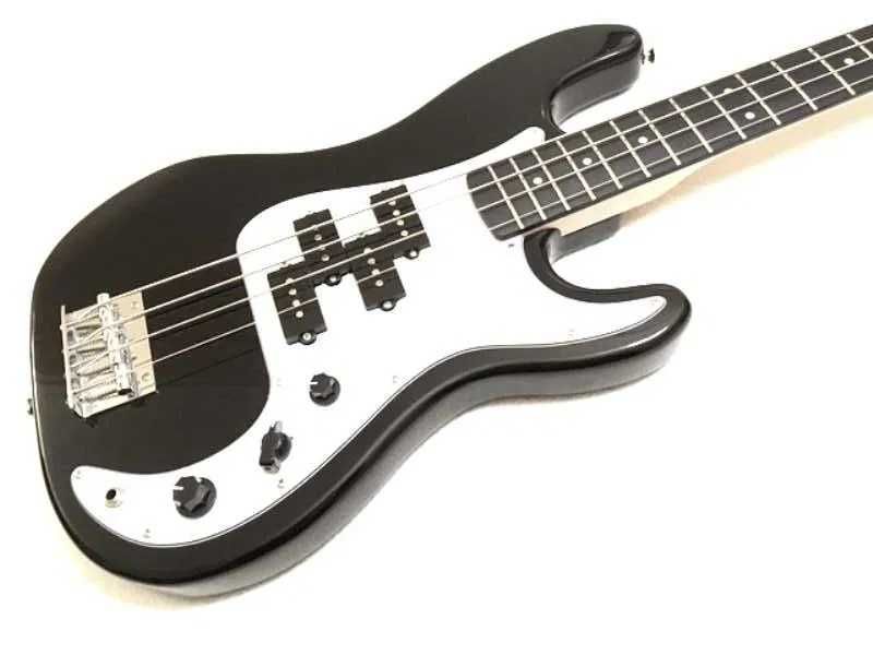 Baixos novos JMS com garantia. Modelos únicos montados à mão.