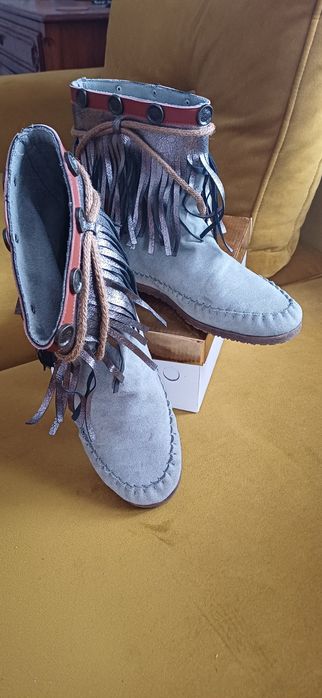 Botki buty damskie indiańskie boho z frędzlami