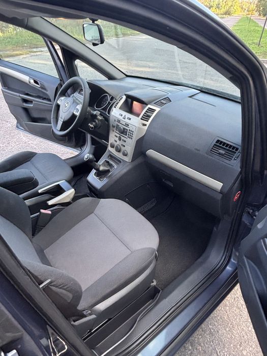 Opel Zafira 2009р