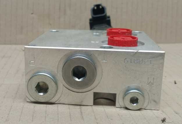 Zawor hydrauliczny Jcb - org