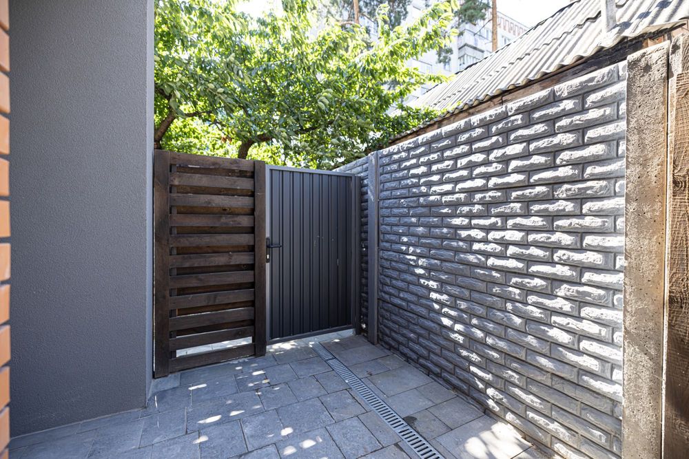 Продаж Таунхаусу в Центрі Ірпеня, з Чистовим оздобленням, ГАЗ