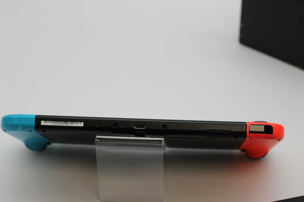 nintendo switch zestaw | dock | ładowarka | grip do joy-conów