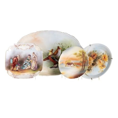 Porcelana - Travessa; tabuleiro e dois pratos