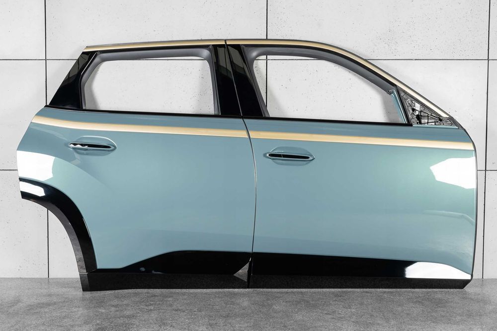 Двери передние задние правые левые BMW XM G09 разборка