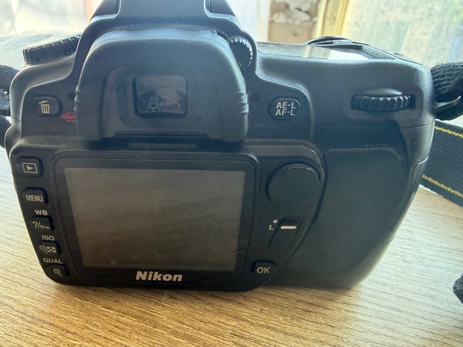 Зеркальный фотоаппарат Nikon D80