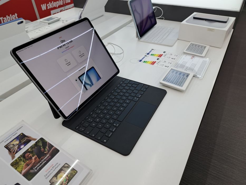 Klawiatura APPLE Magic Keyboard do iPada Pro 12.9 cala  MJQK3Z/A  Demo