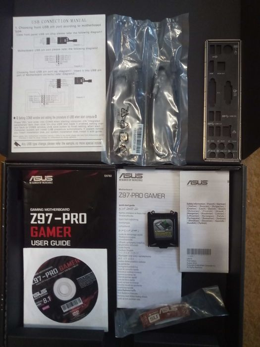 Материнская плата ASUS Z97 Pro Gamer . Комплект .