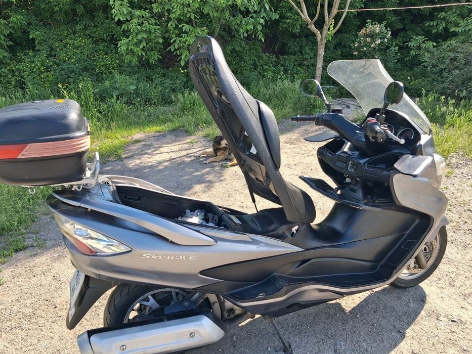 Максі-скутер Suzuki Skywave 250 2008