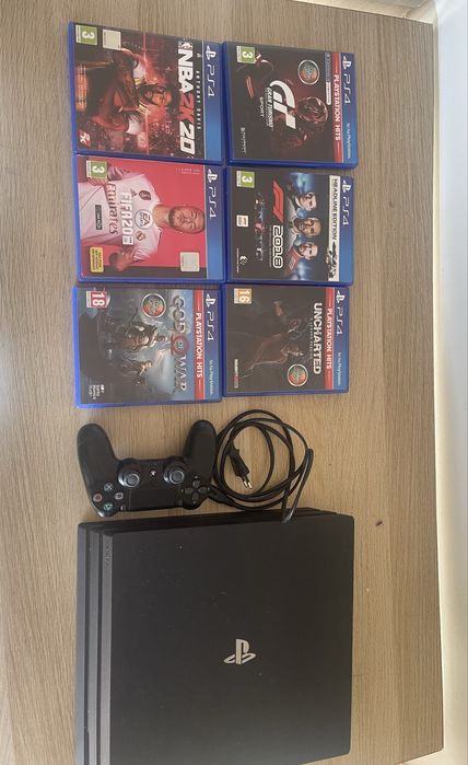 Consola PS4 PRO Impecavel