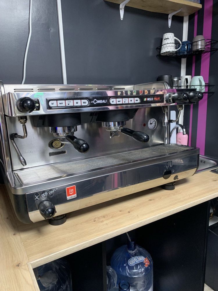 La Cimbali m22 plus 25 000 Olx