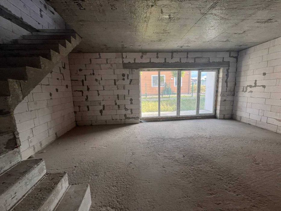 Таунхаус У Святопетрівському! ЄОселя! Сертифікат!