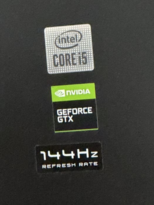 Sprzedam laptop gamingowy